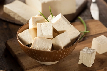 Tofu, il cibo della longevità: perché i giapponesi lo mangiano anche a colazione