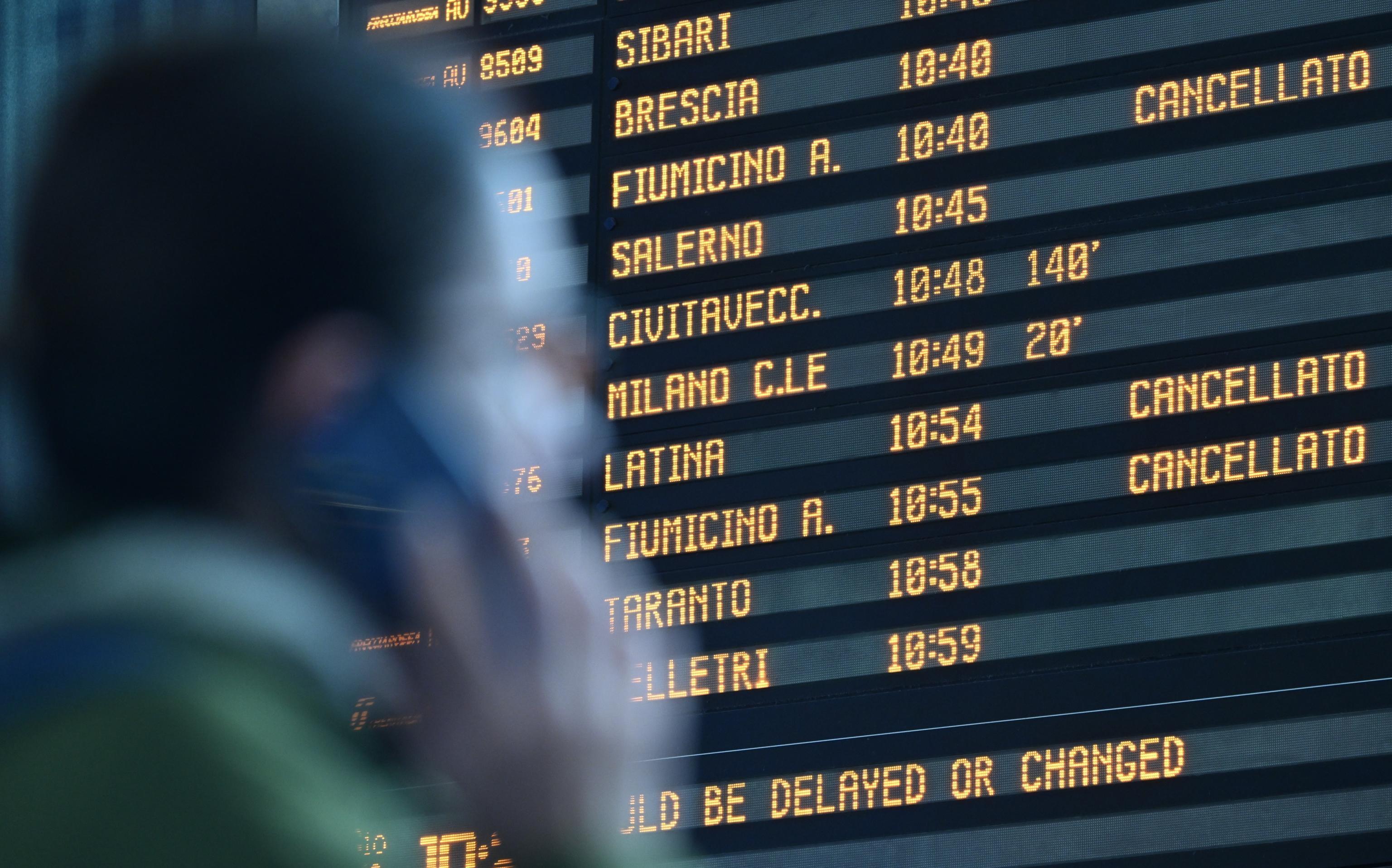 Sciopero treni 8 9 settembre: guida agli orari. Fino a quando è possibile chiedere il rimborso