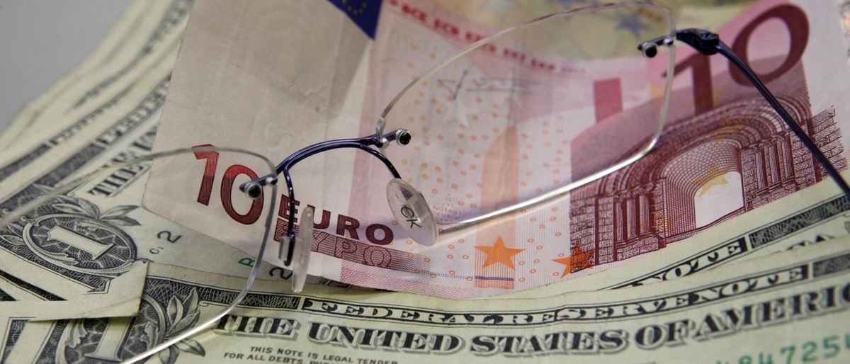 L'euro è poco mosso, a 1,0398 dollari