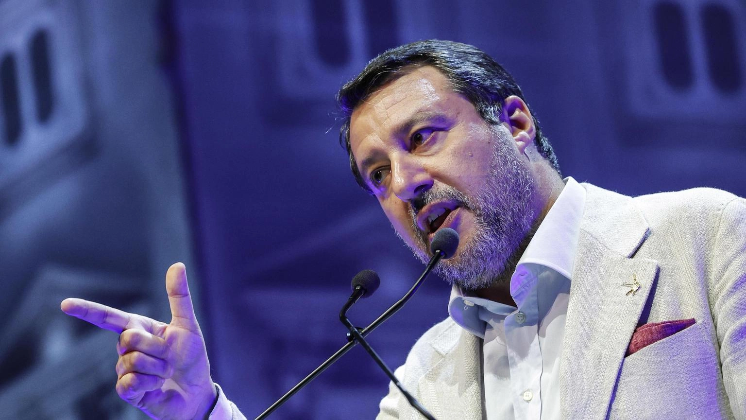 Salvini, lunedì in Cdm dl su sicurezza strade e ferrovie