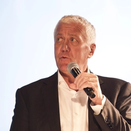 Ciclismo, colpo di scena: Lefevere lascia la Soudal Quick-Step