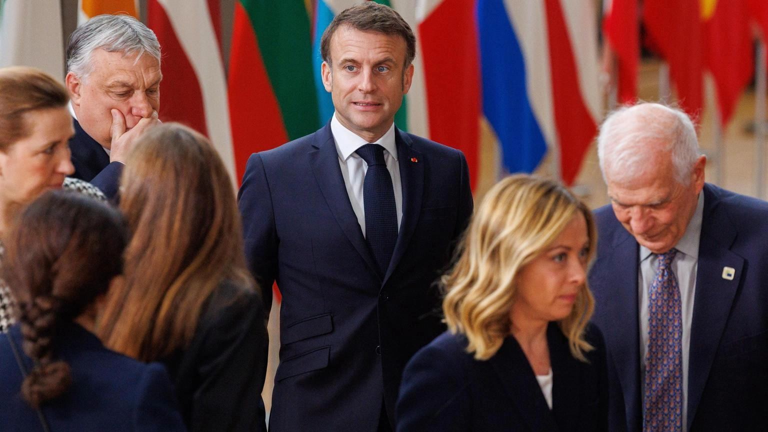 Macron, a giugno scegliere sui fondi alla difesa europea