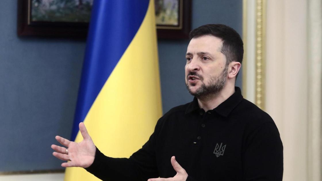 Zelensky offre terre rare ucraine a Trump per sostegno USA contro Russia