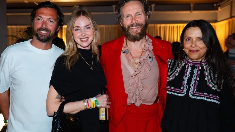 Da sinistra, Giovanni Tronchetti Provera, Chiara Ferragni, Jovanotti e la moglie Francesca Valiani (dal profilo Instagram di Jovanotti)