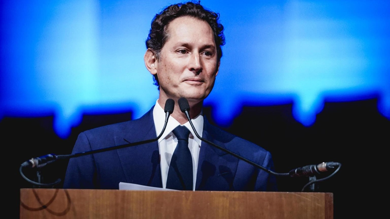 Incontro a Milano tra Alberto Luigi Gusmeroli e John Elkann. Elkann conferma audizione alla commissione Attività produttive.