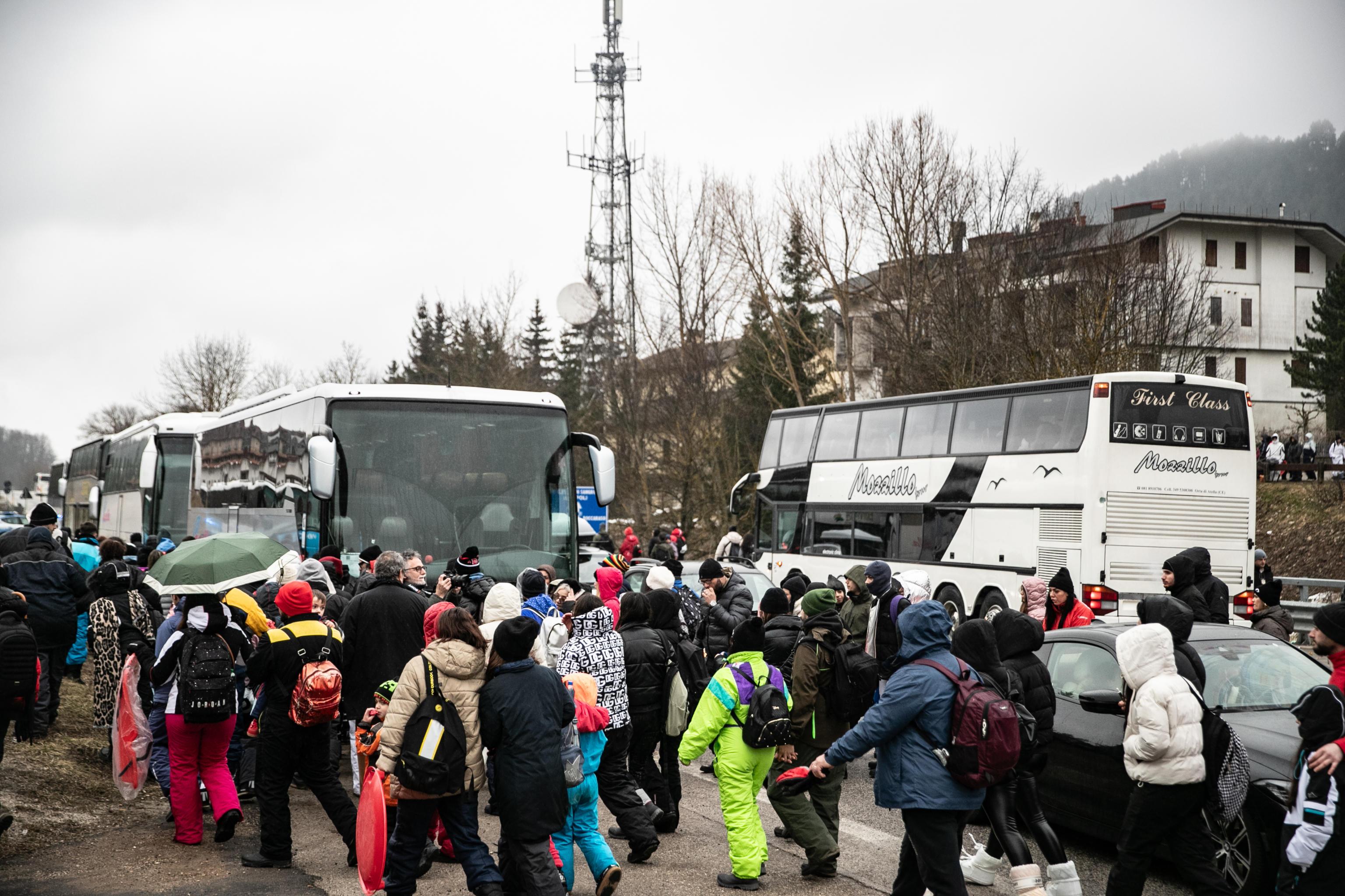 I tiktoker fanno flop: “Dottò, non ci hanno invaso”. A Roccaraso solo 57 bus