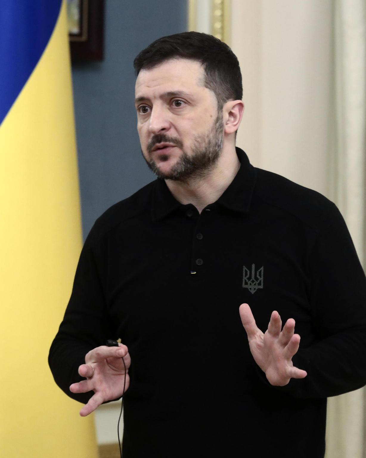 Zelensky: Ucraina rischia senza supporto militare USA contro invasione russa