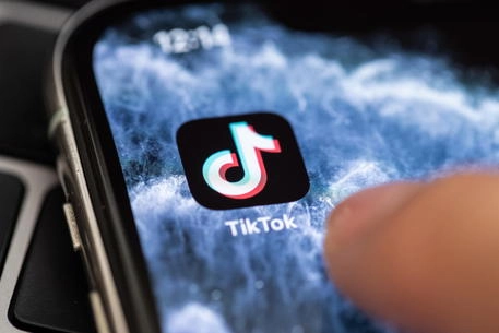 TikTok, alte emissioni di CO2