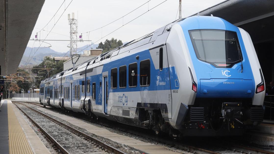 Capotreno di Trenitalia aggredito alla stazione di Caserta. Filt Cgil: “Situazione drammatica”