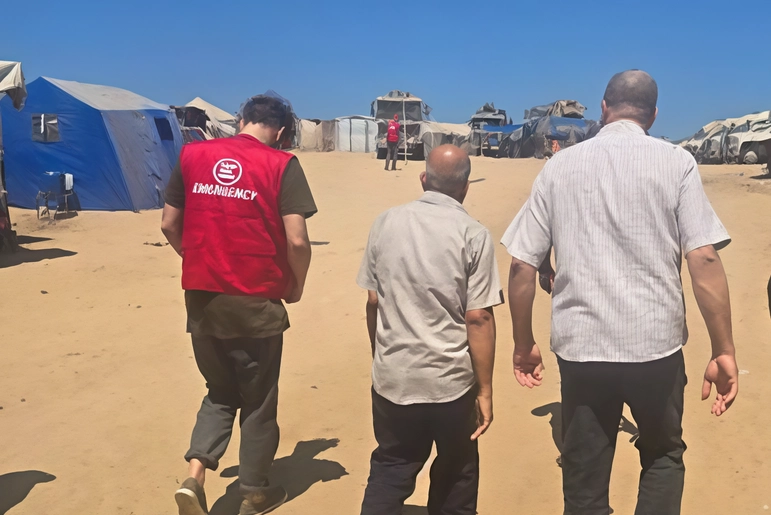 Gli operatori di Emergency a Gaza