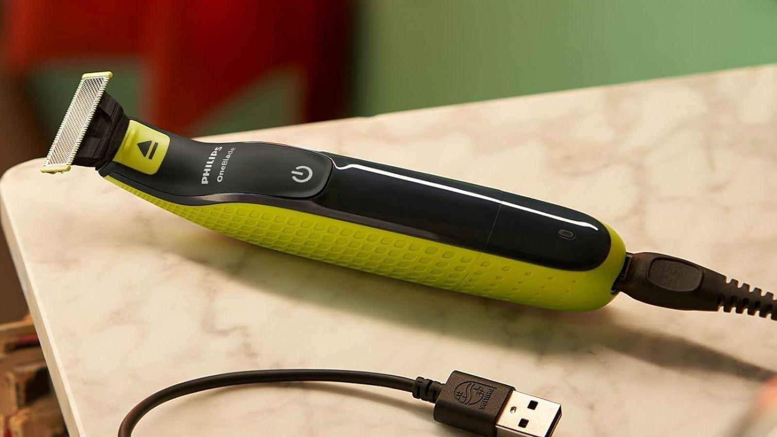 Barba perfetta più velocemente: Philips OneBlade 360 con 5 regolazioni e doppia lama in OFFERTA