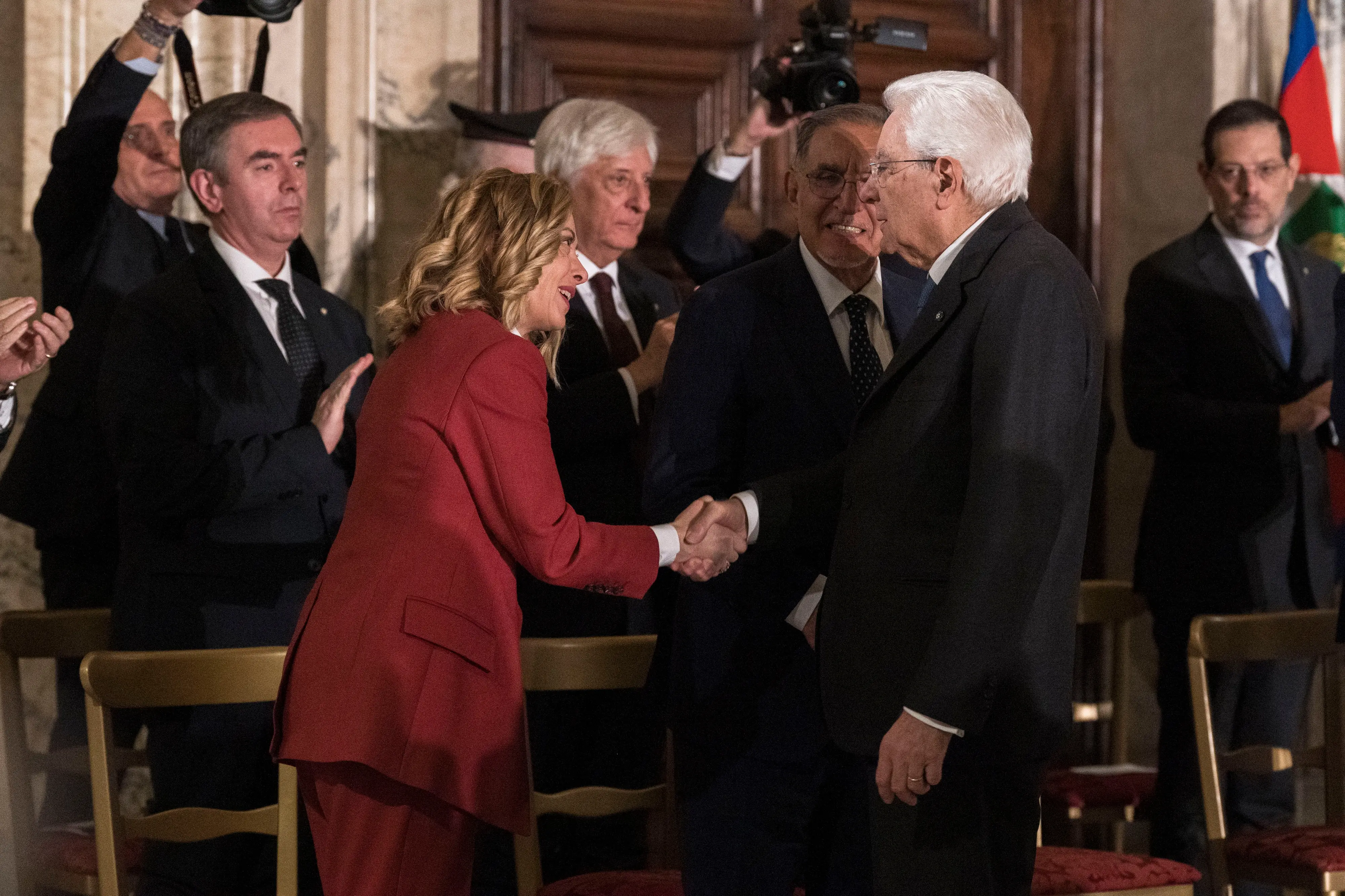 Il discorso di Mattarella convince tutti. Meloni: “Grazie per il richiamo al patriottismo”