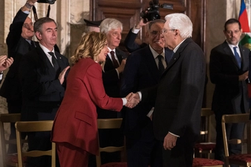 Il discorso di Mattarella convince tutti. Meloni: “Grazie per il richiamo al patriottismo”