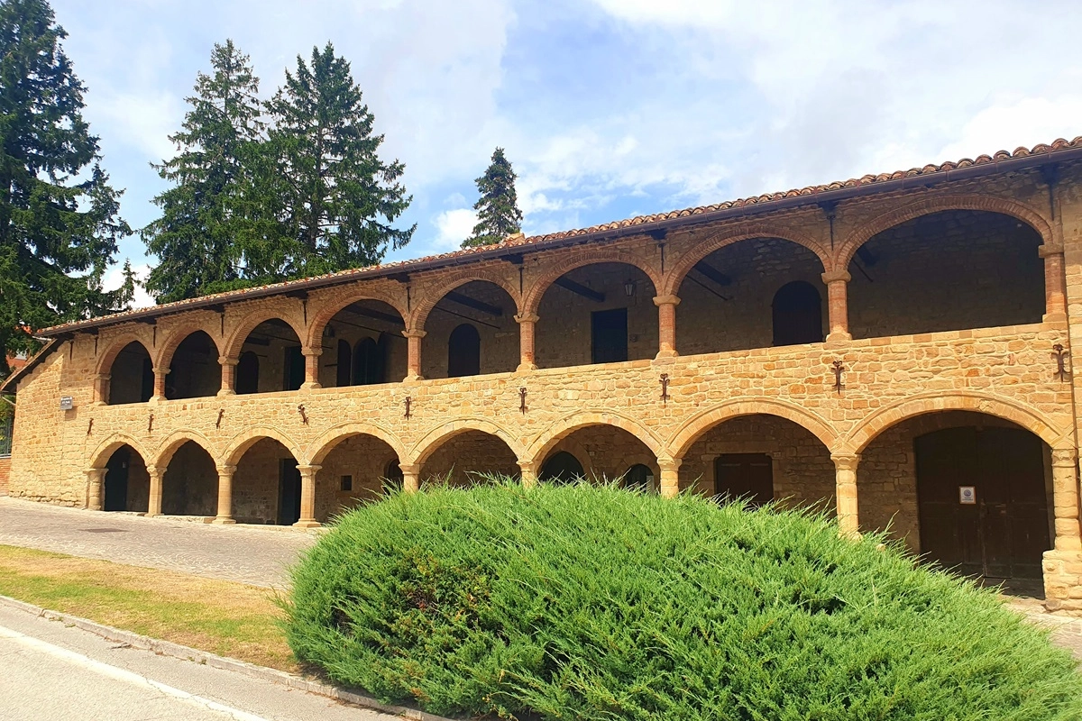 Il porticato dell'ex Ospedale dei Pellegrini