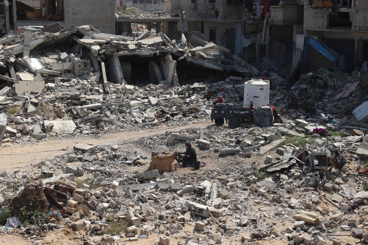 Le macerie degli edifici distrutti dai bombardamenti israeliani