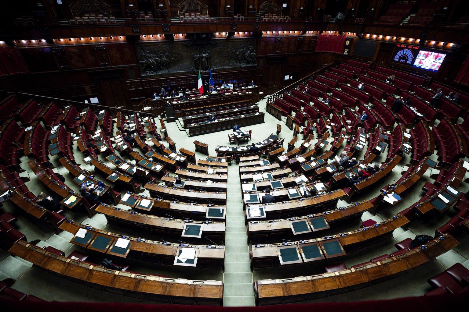 Senato approva legge su responsabilità limitata per i collegi sindacali