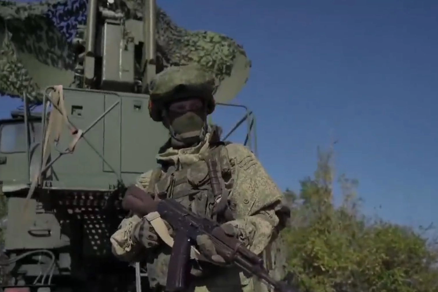 Un sistema di guerra elettronica EW russo 1RL257 Krasukha-4 in Ucraina