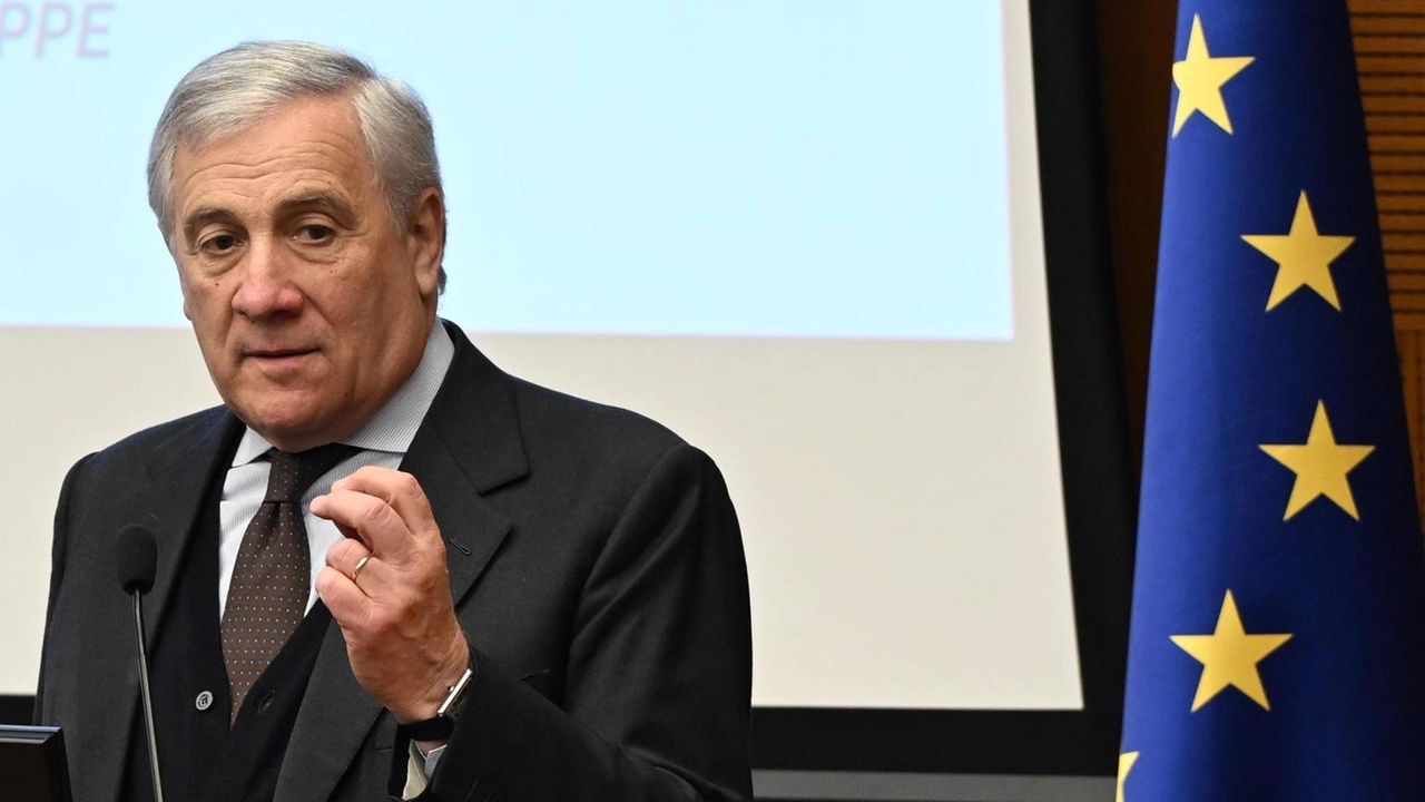 Antonio Tajani elogia le soluzioni italiane nella lotta all'immigrazione illegale alla Conferenza sulla sicurezza di Monaco.