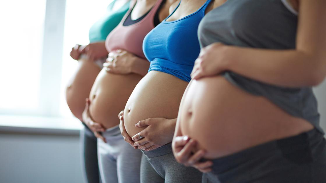 Gestazione per altri, come funziona negli altri Paesi la maternità surrogata