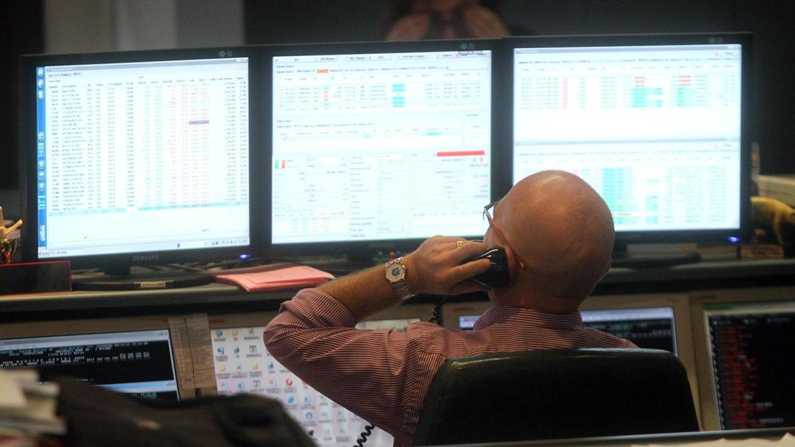 Lo spread Btp Bund chiude in calo a 136 punti