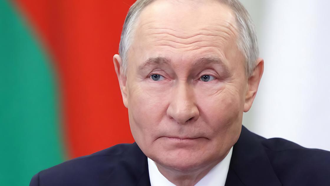 Putin e il conflitto: "Vogliamo chiuderlo. Negoziati in Slovacchia"