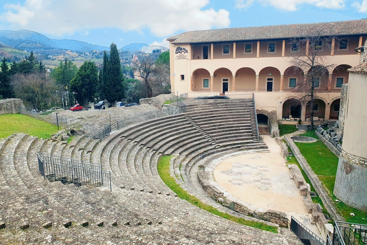 Il Teatro Romano