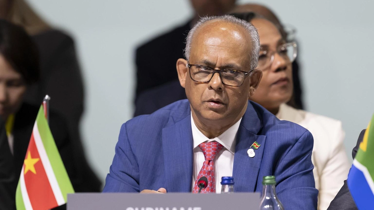 Albert Ramdin, ministro degli Esteri del Suriname, è il nuovo Segretario generale dell'Osa per un mandato di cinque anni.