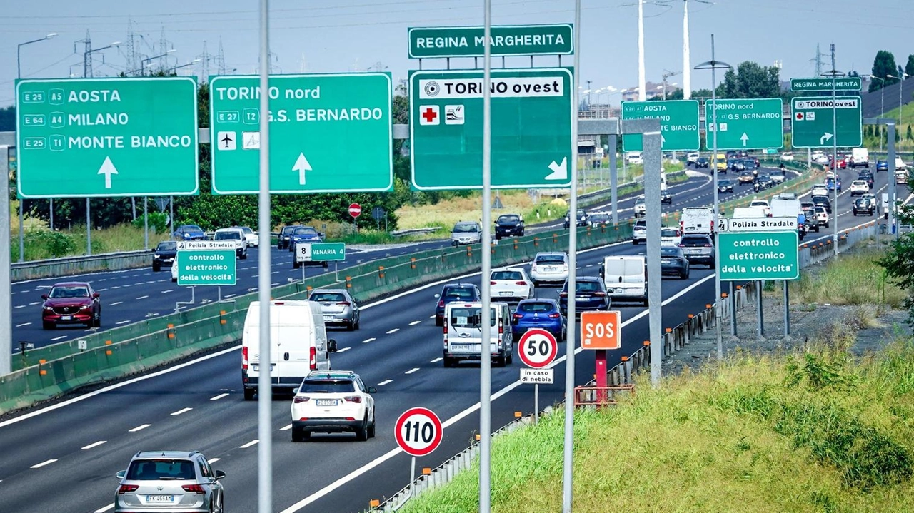 Al via il primo esodo d’agosto con i villeggianti che dovranno fare i conti con un traffico molto intenso, il...