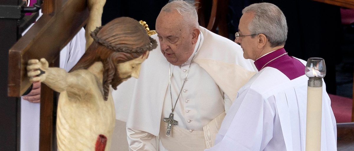 Il Papa chiama alla resistenza anti-Trump i vescovi Usa. “Deportare i migranti lede la dignità”