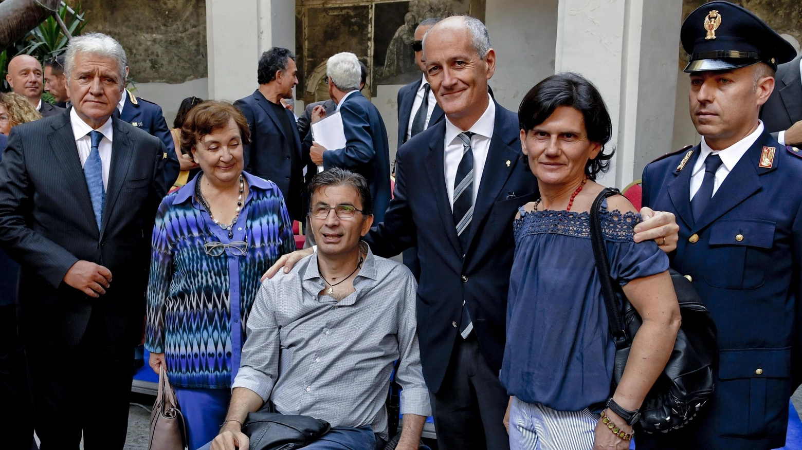 Nicola Barbato con la moglie, Franco Gabrielli, Antonio De Jesu e Carmela Pagano