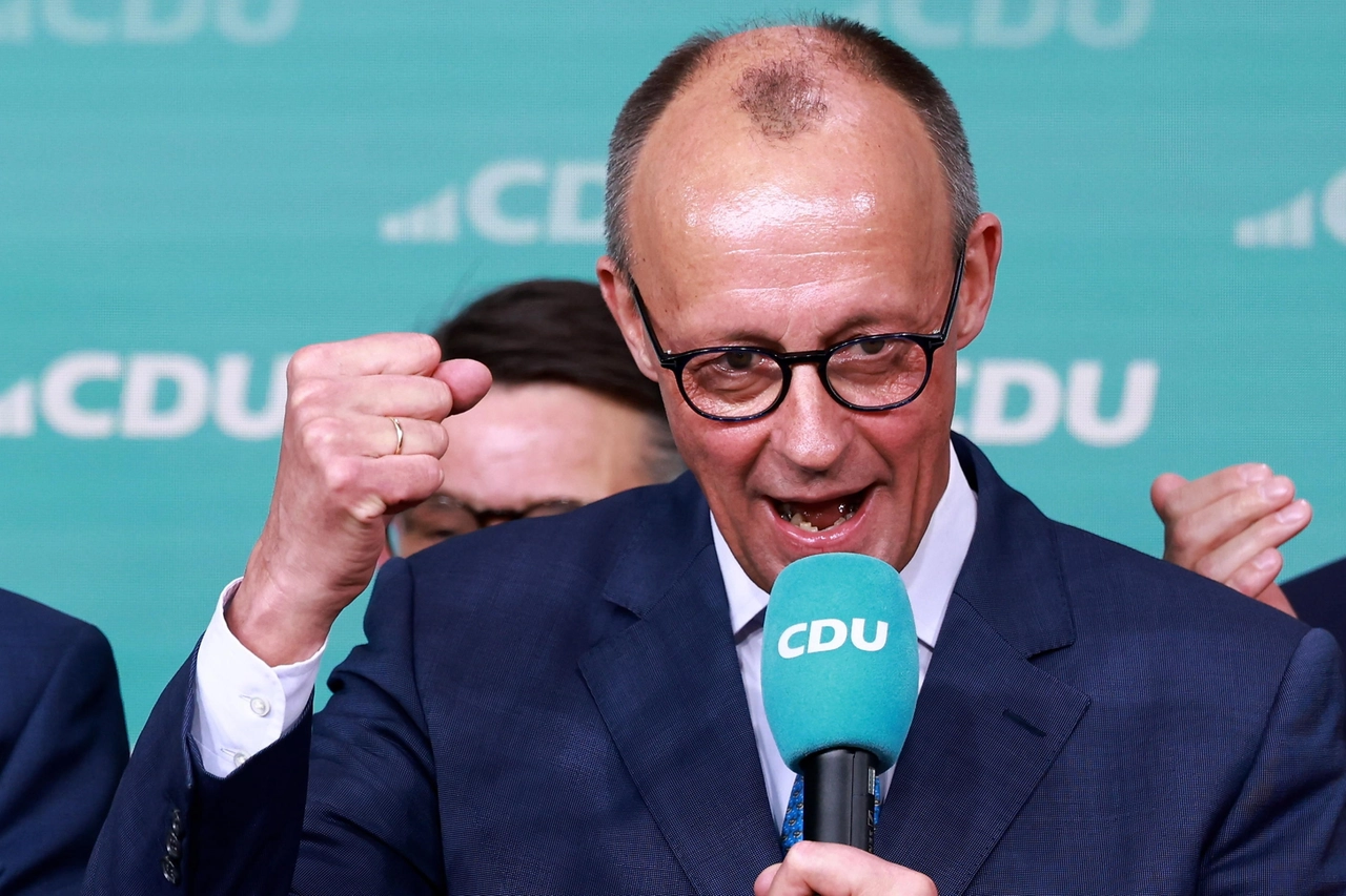 Friedrich Merz parla dopo i risultati dei primi exit poll