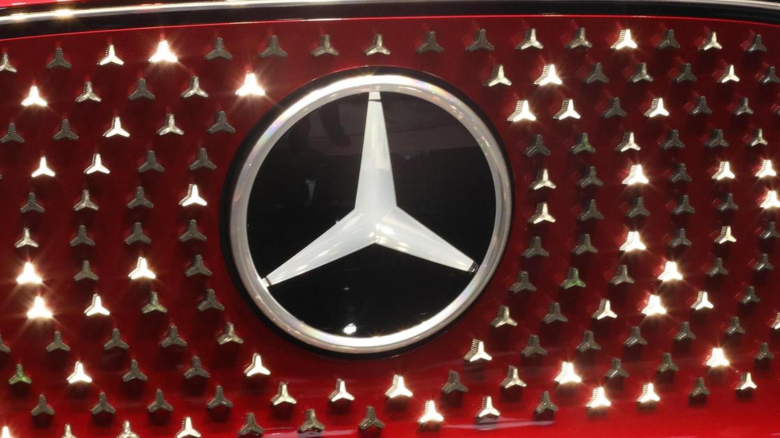 Mercedes Benz: calo dei ricavi e vendite in Cina, Ebit giù del 31% nel 2024