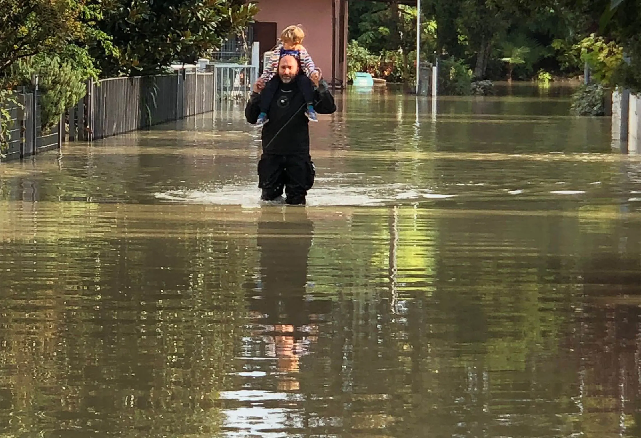 Alluvione, il ministro Musumeci: “Non si confonda la ricostruzione con la cura ordinaria”