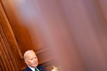 Biden: “Putin è in marcia sull’Europa e Trump si inchina. Io no”