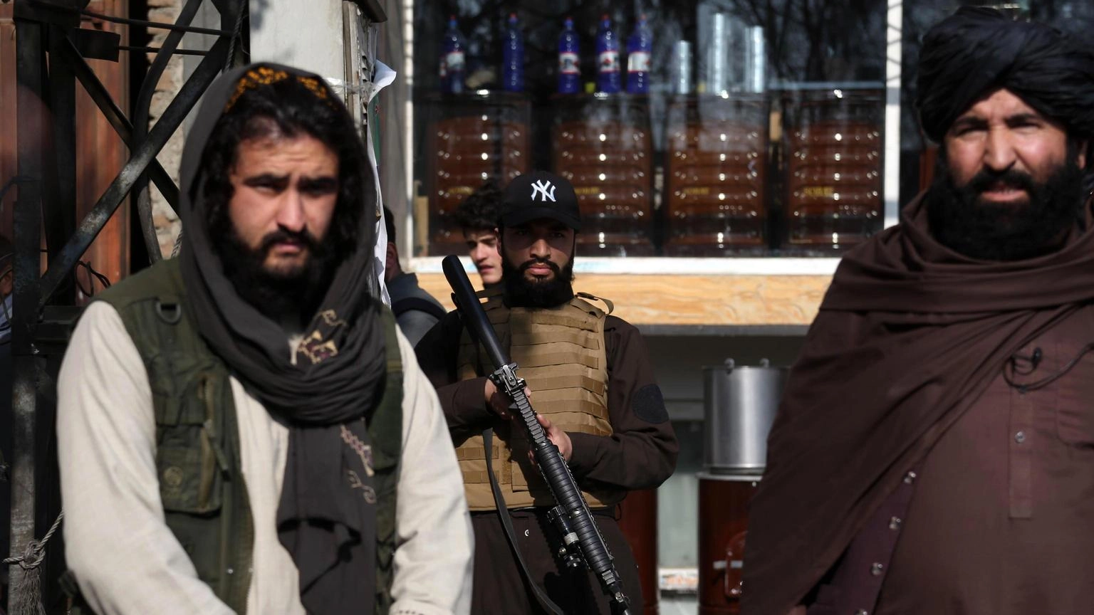 Lavrov, talebani via da lista terroristi riflette realtà