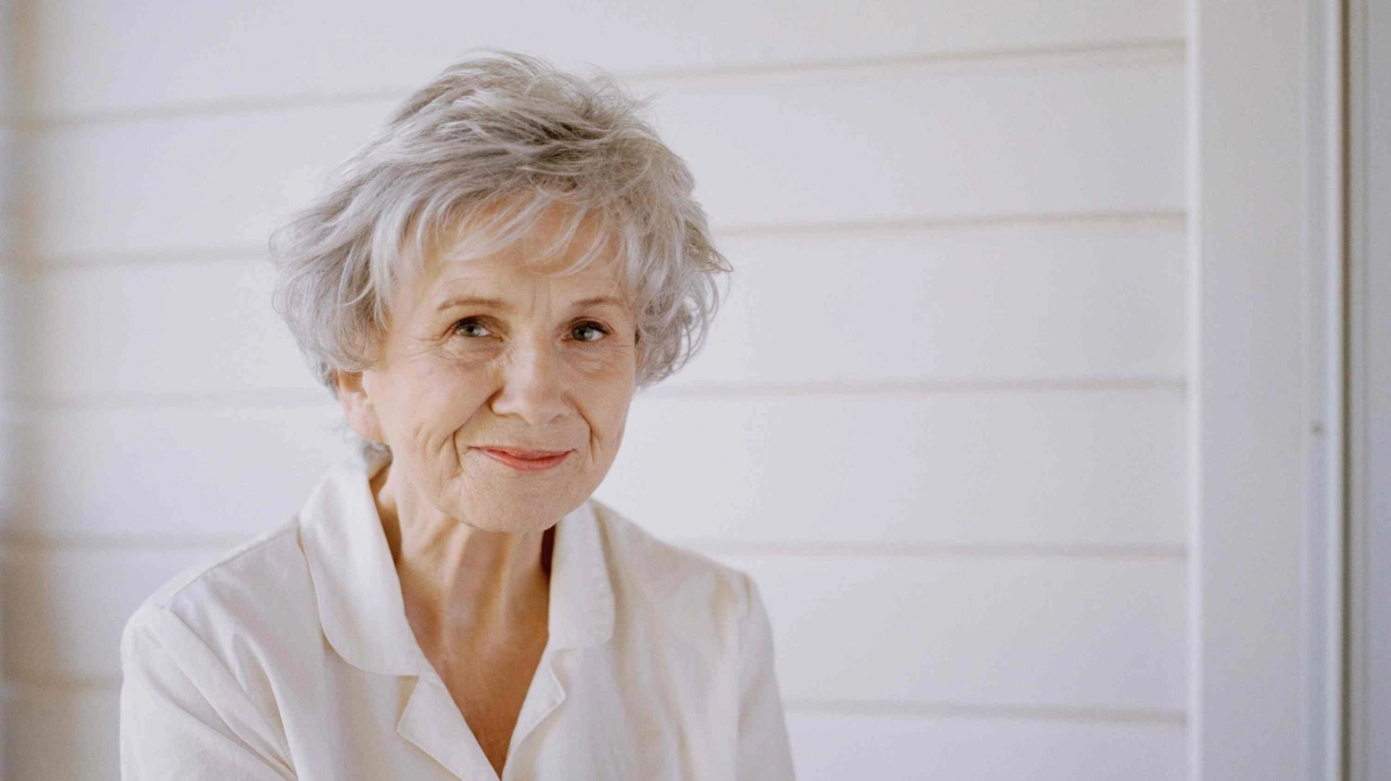 Alice Munro: la scrittrice canadese premio Nobel è morta a 92 anni