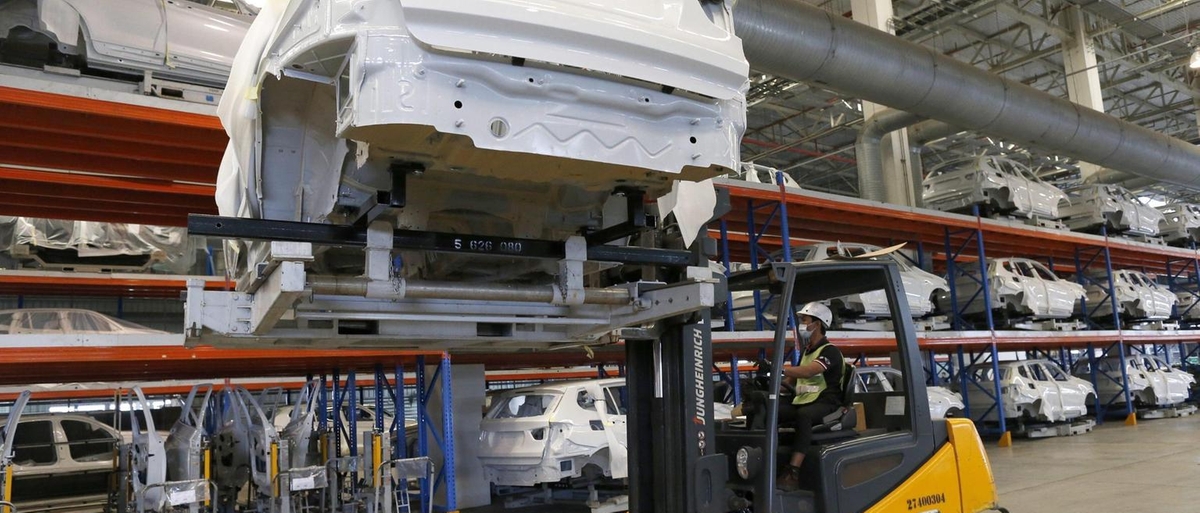 Istat, produzione industria ad ottobre, -3,6% su anno