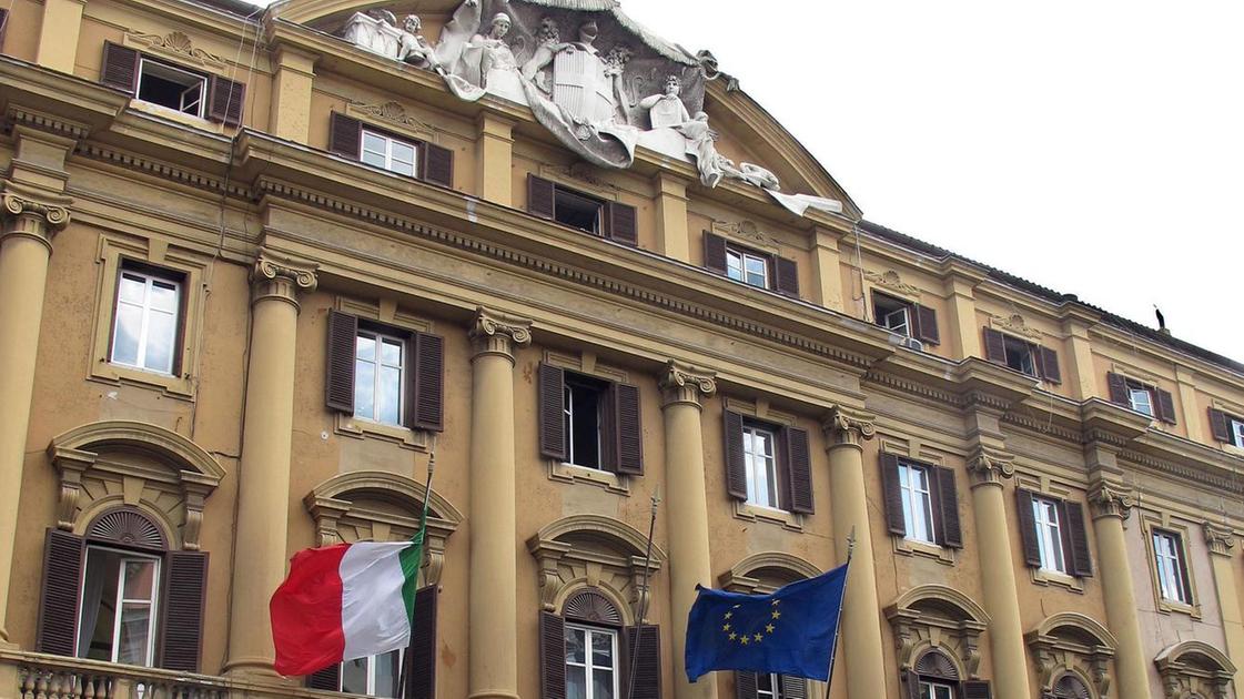 Lo spread tra Btp e Bund tedeschi chiude in calo a 111,3 punti