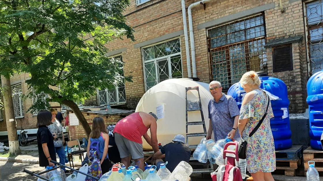 Kiev, raid russo nel mercato di Nikopol, 8 feriti