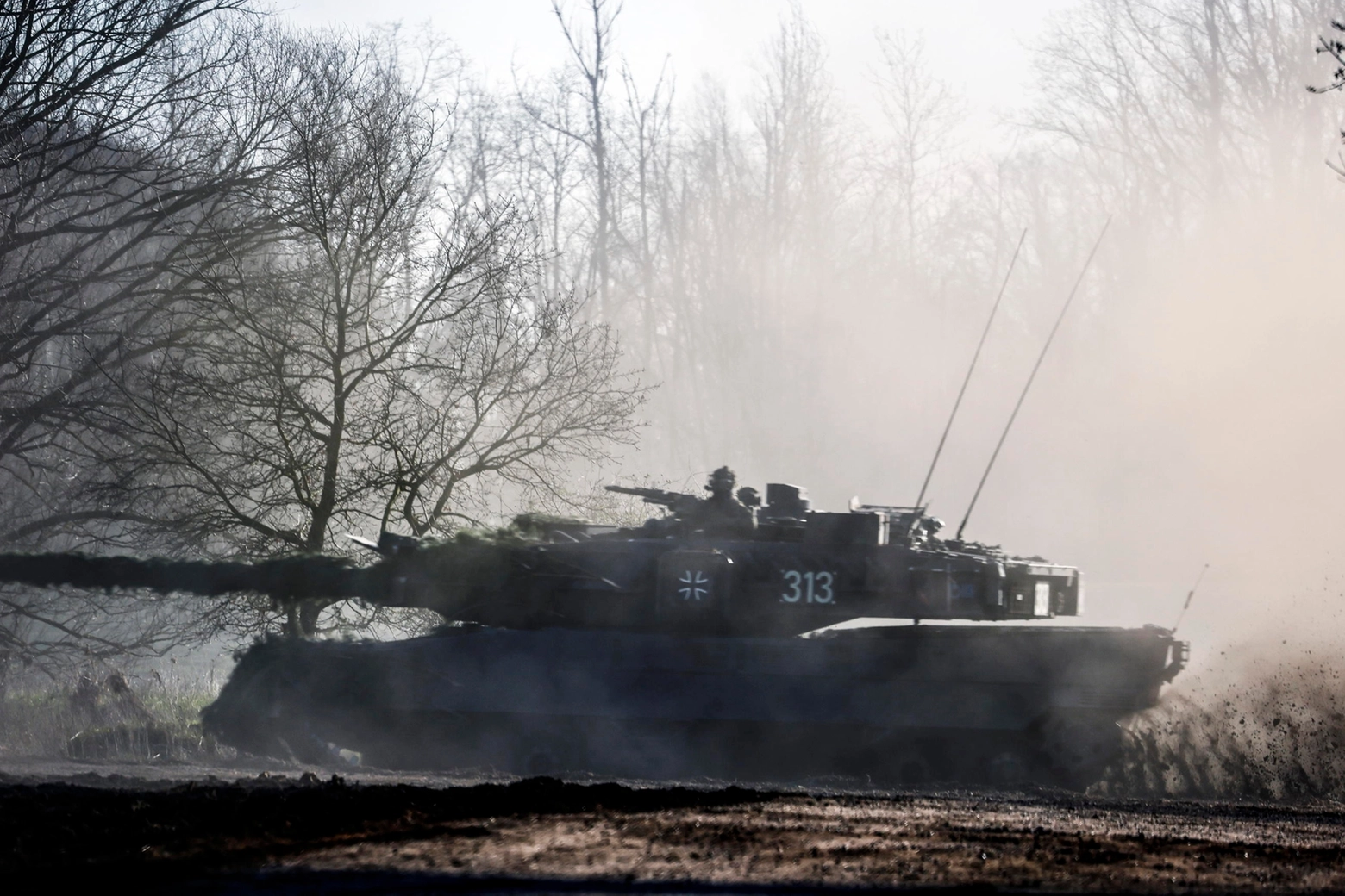 Un carro armato Leopard 2 dato dalla Germania all'Ucraina