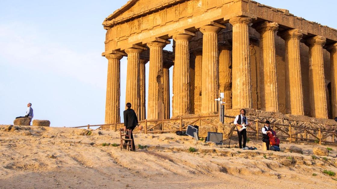 Un italiano su quattro sceglie i ponti di primavera per viaggiare: Sicilia in testa