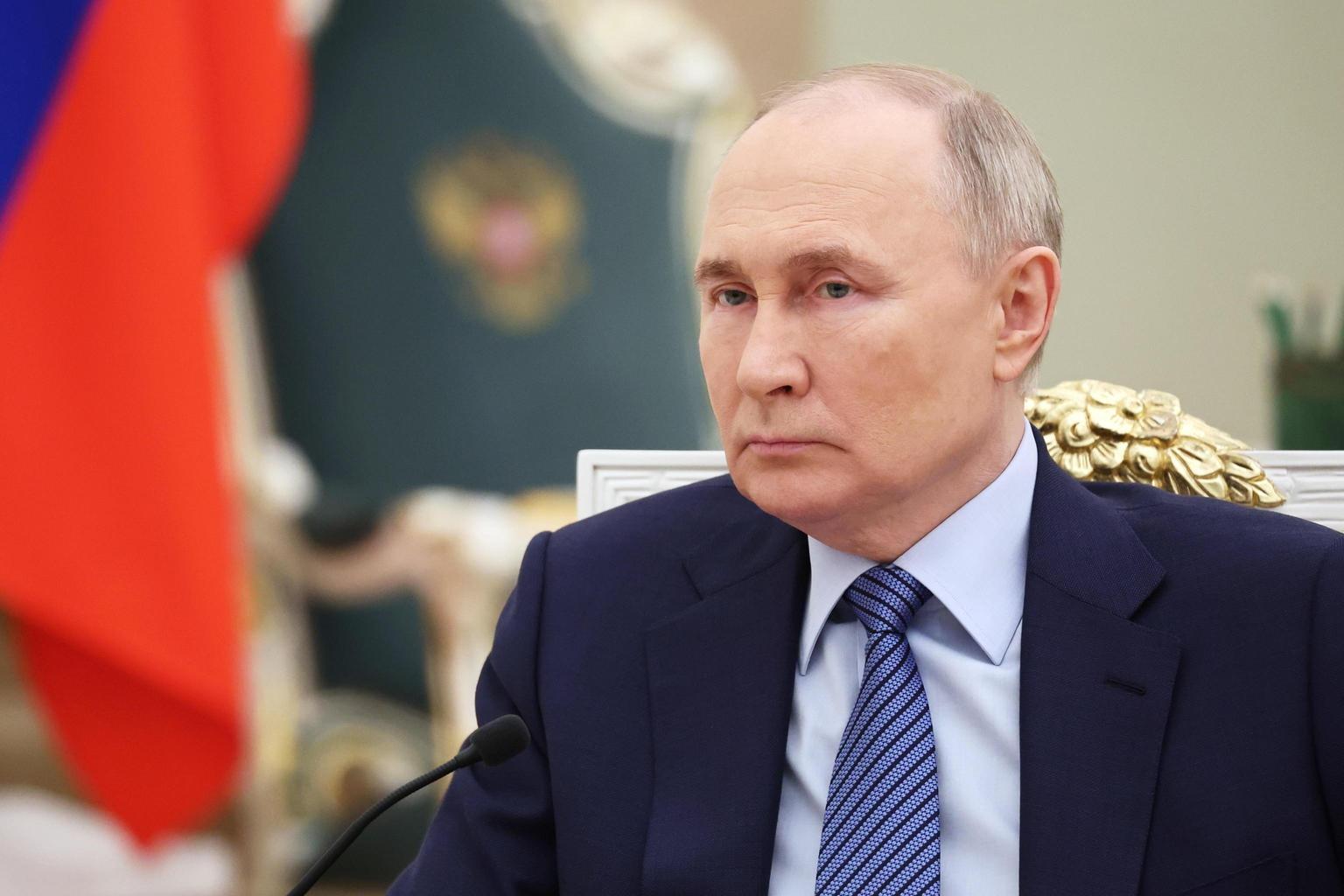 Putin, 'il Futuro Della Russia è Nelle Mani Dei Suoi Cittadini'