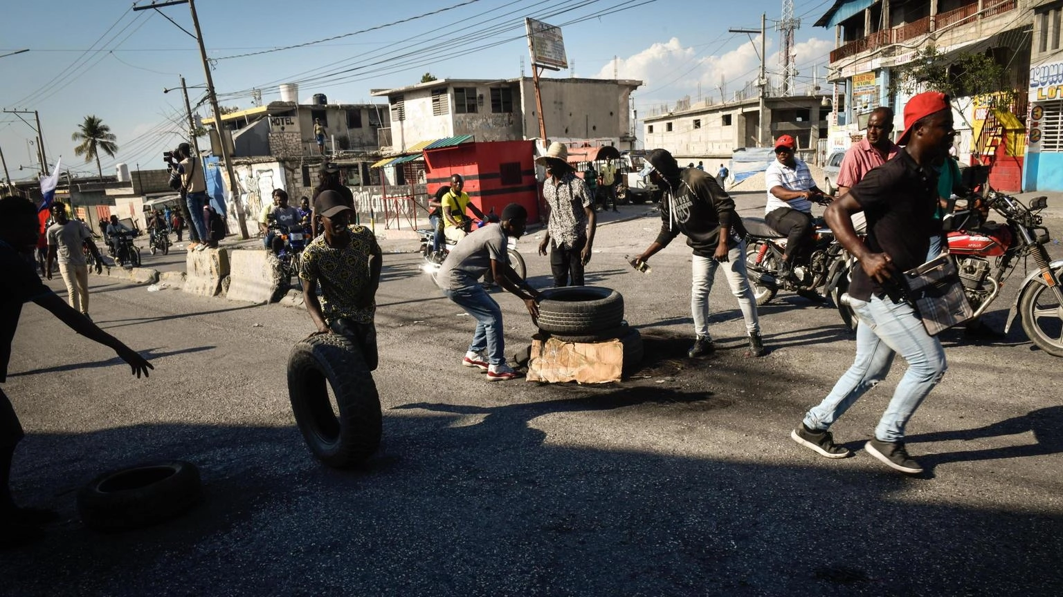 Gli Usa evacuano il personale dall'ambasciata ad Haiti