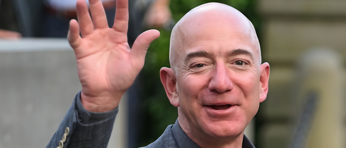 Jeff Bezos al DealBook Summit: l'importanza della stampa libera e del sostegno pubblico