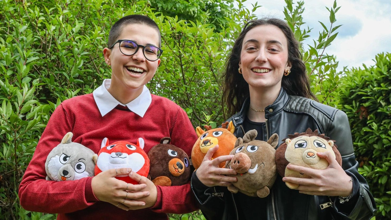 Cucciolini in regalo con il Carlino. Da oggi si possono ritirare i nostri peluches sostenibili