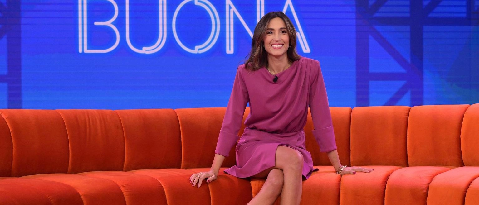 La conduttrice torna da oggi al timone del suo programma pomeridiano ogni giorno su Raiuno "Leggerezza e intrattenimento, con attenzione all’attualità e alle storie della gente comune".