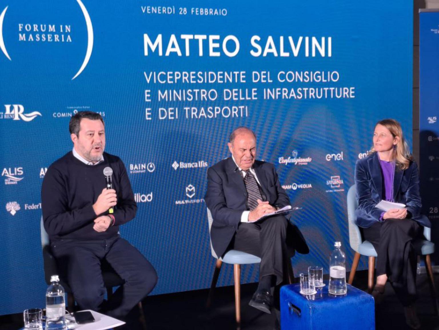 Salvini: Trump è il futuro dell'Europa e dell'Italia al Forum in Masseria