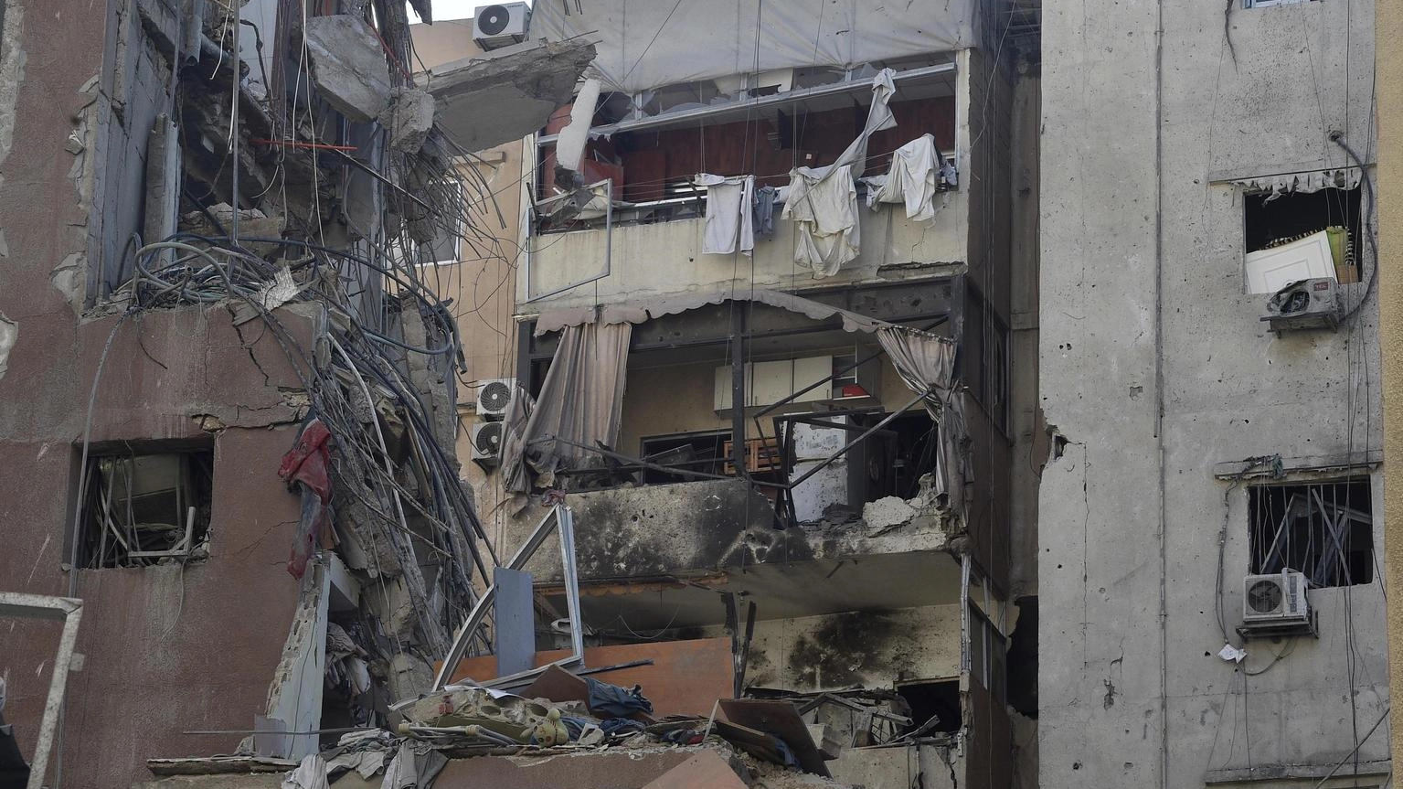 'Nel raid su Beirut ucciso anche consigliere dei Pasdaran'