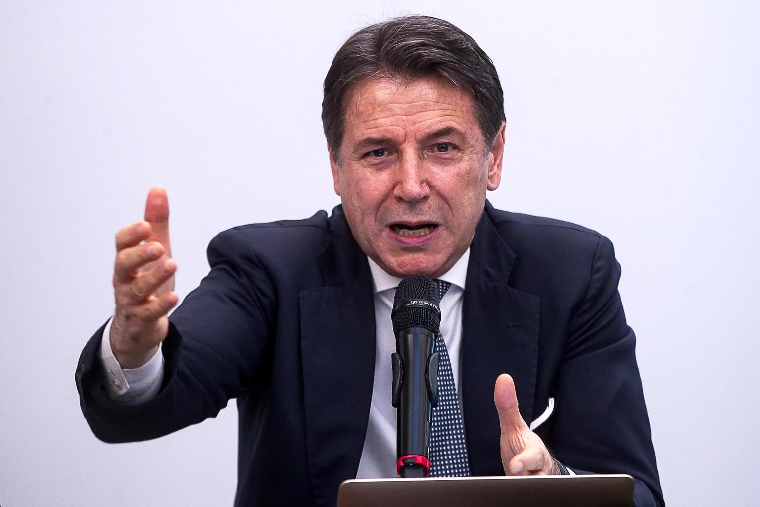 Giuseppe Conte critica il Salva Milano: "Il re è nudo, dobbiamo contrastare il consumo di suolo"