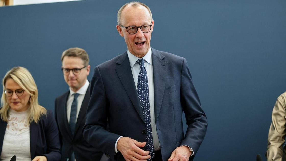 Friedrich Merz annuncia colloqui per formare una Grosse Koalition in Germania